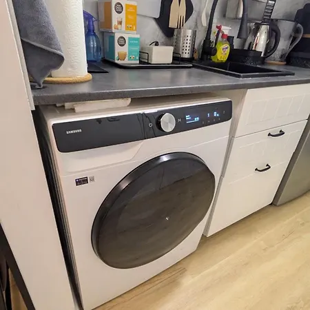 Compact Loft - Metro - Fast Wifi - Heart Of Wola Business Hub *