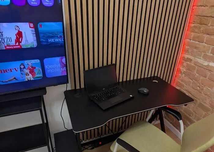 Compact Loft Metro Wola